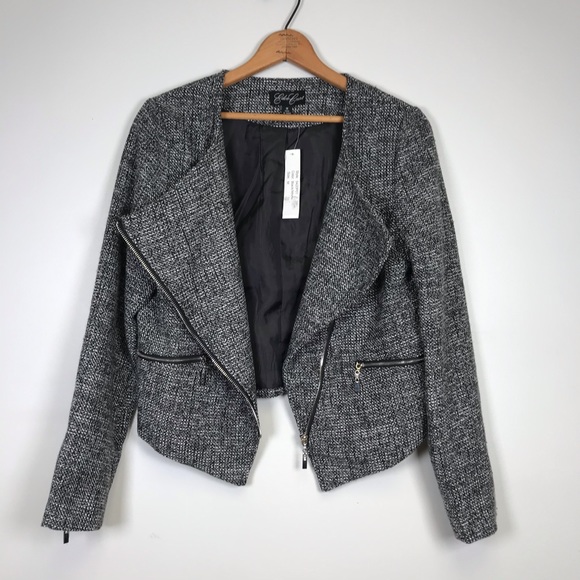 Eden Court Black and White Zipper Jacket - Picture 3 of 5